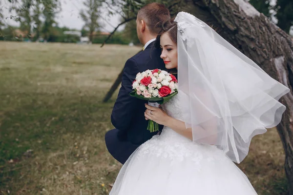 iki düğün günü içinde