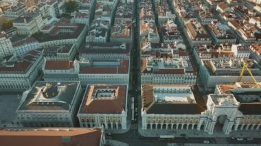 Gökyüzü görünümü Lizbon büyüleyici şehir ve onun downtow