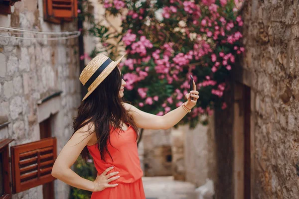 güzel esmer açık havada