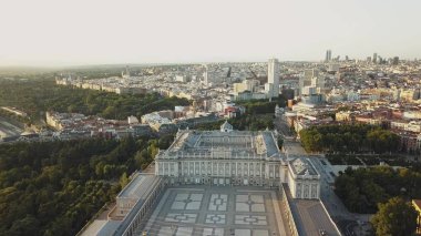 Madrid Kraliyet Sarayı