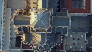 Madrid Kraliyet Sarayı