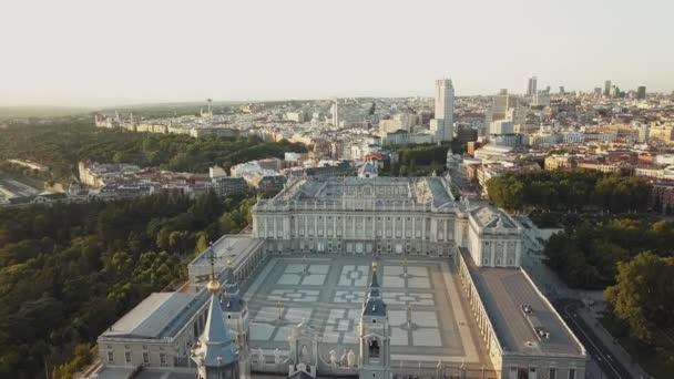 Koninklijk Paleis in madrid — Stockvideo