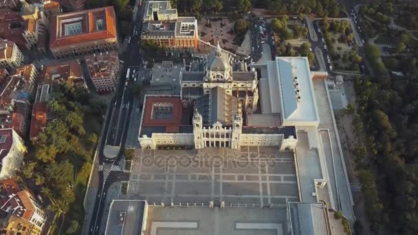 Koninklijk Paleis in madrid — Stockvideo