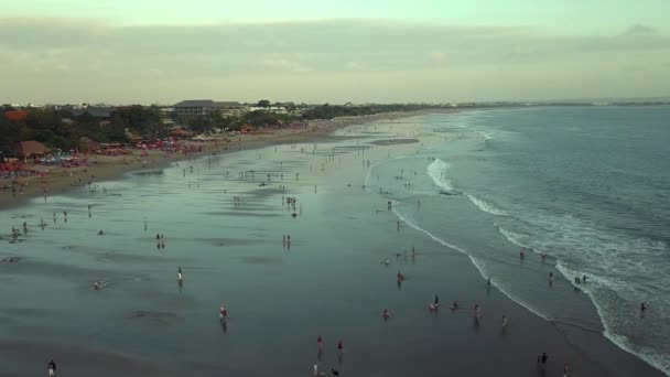 Hermosa puesta de sol en Bali — Vídeo de stock