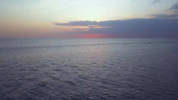 Beau coucher de soleil à Bali 