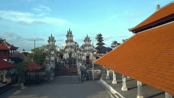 Templo en bali indonesia — Vídeo de stock