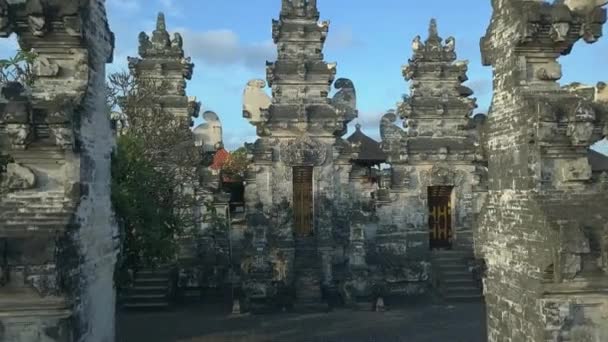 Templo en bali indonesia — Vídeo de stock