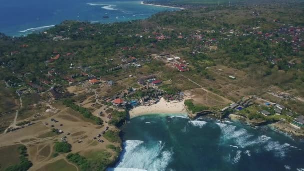 Hermoso océano azul en bali indonesia — Vídeo de stock