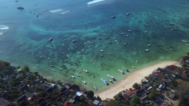 Beautiful blue ocean in bali indonesia — Stock Video