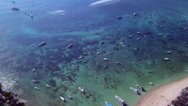 Schöner blauer ozean in bali indonesien — Stockvideo