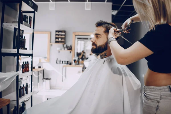 Guy in the barbercos — Stock Photo, Image