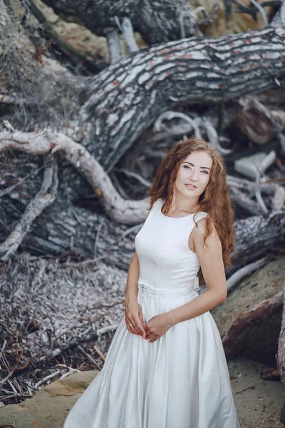 Sposa in natura — Foto Stock