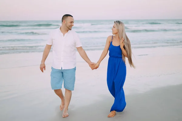 Beautiful family on the beach — Stock Photo, Image