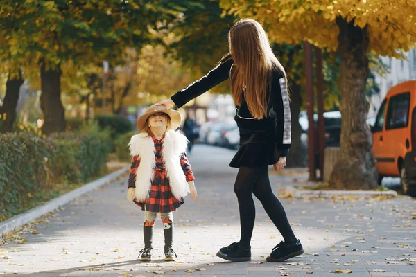 Mutter mit Tochter — Stockfoto