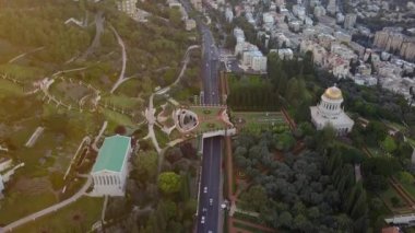 İsrail bir parkta yaz aylarında köprü