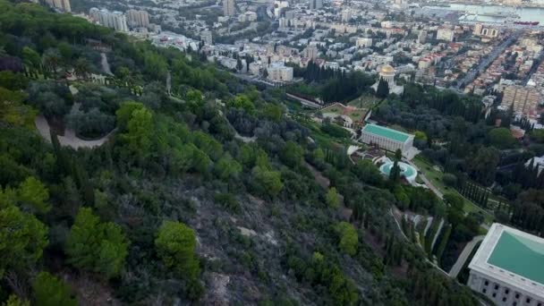 Sobrevoo de um parque em Israel durante o verão — Vídeo de Stock