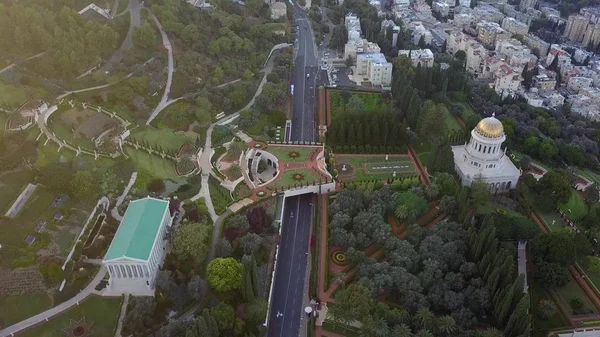 Überführung eines Parks in Israel im Sommer — Stockfoto