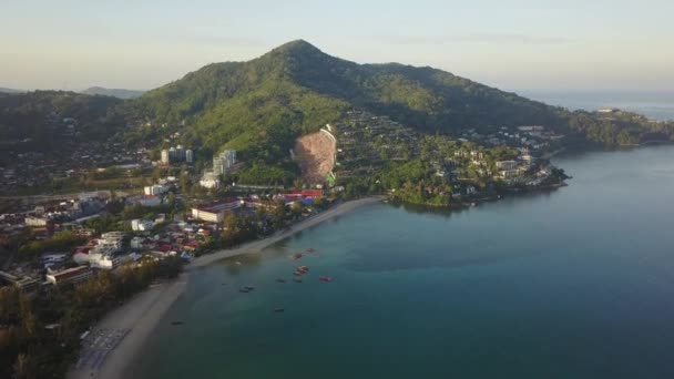 Υπέρπτησης της ένα νησί στην Ταϊλάνδη — Αρχείο Βίντεο