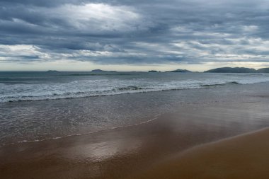 Denizde gün batımı