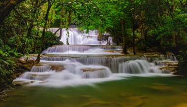Huai Mae Kamin Şelalesi Kanchanaburi, Tayland