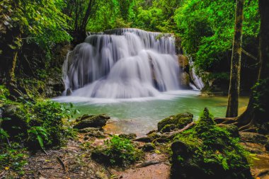 Huai Mae Kamin Şelalesi Kanchanaburi, Tayland