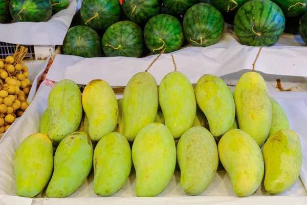 Mangas frescas, fundo de fruta tailandesa, fruta doce, manga madura, e — Fotografia de Stock