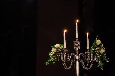 Törenle düğün mum ve gelin damat