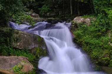 Phu Soi Dao Ulusal Parkı Şelaleler, Tayland