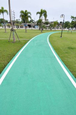 Beyaz arkaplanda kağıt rulo