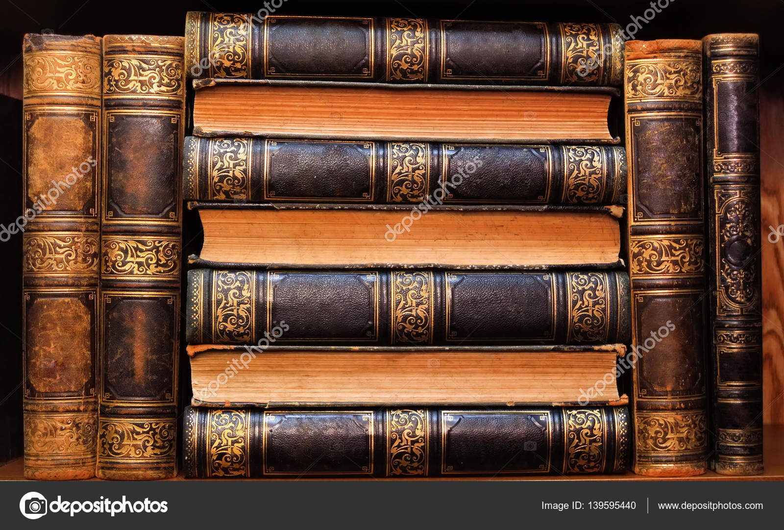 Resultado de imagem para livros belos