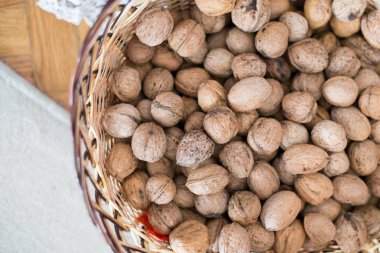 Ceviz. Ceviz taneleri. 