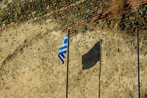 Bandera Griega Sobre Fondo Pared Viejo —  Fotos de Stock