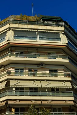 Yunanistan 'da balkon ve binalar