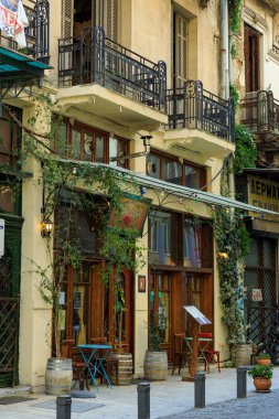 Yunanistan 'da balkon ve binalar