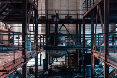 Kiev 'deki fabrikadaki eski yapılar