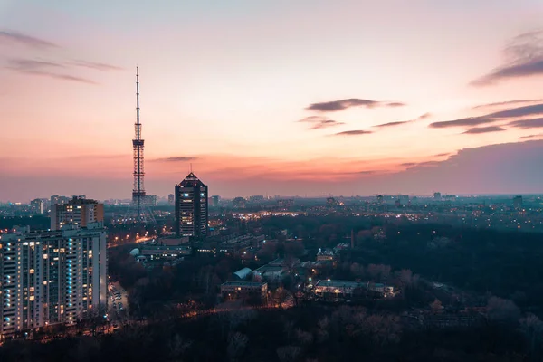 Вид Даху Вечірнього Києва Телевежа — стокове фото