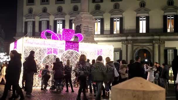 Nápoles, luces de Navidad en la plaza — Vídeos de Stock