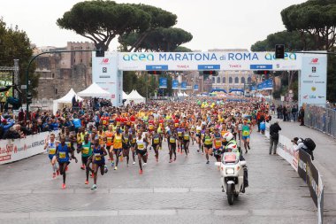 Maraton sporcular kalkış