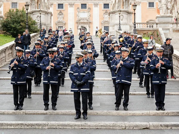 Группа римской муниципальной полиции — стоковое фото