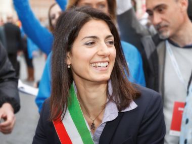 Roma maraton Virginia Raggi katılır.