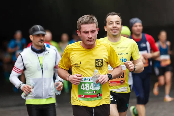 Sporcular çalıştırmak maraton, maraton koşucusu.