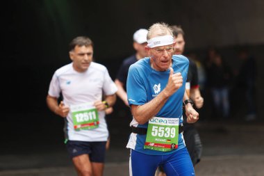 Maraton atlet azim