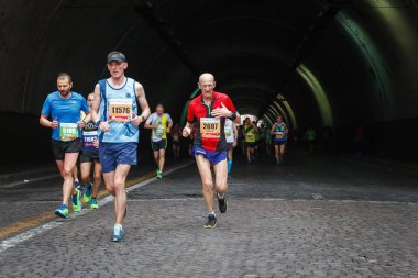 Maraton atlet azim