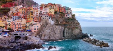 Renkler Manarola village, Cinque terre, İtalya-