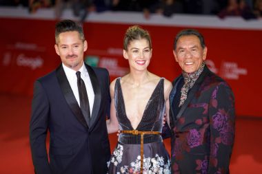 Rosamund Pike, Scott Cooper, Wes Studios