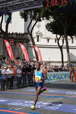 Ibrahim Abdo Abdi (Brn), ikinci sırada 24 edition