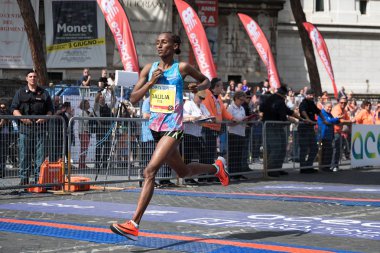 Abdulkadir Dalila yığınını (Eth), ikinci kadın yarışta 