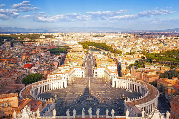 Panoramic view from St. Peter's Square with its obelisk, Viale della Conciliazione and in the background the river Tiber.