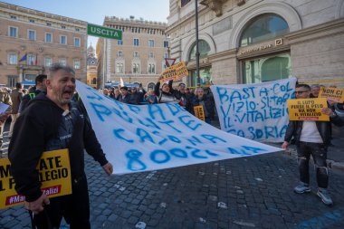 M5S protest demonstration in the square