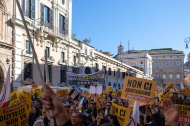 M5S protest demonstration in the square